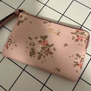 Coach Pink Floral Wristlet 💐